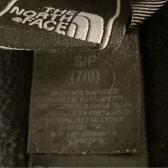 The North Face Boys Polartec Recycled Jacket Black Size Small - Picture 2 of 11